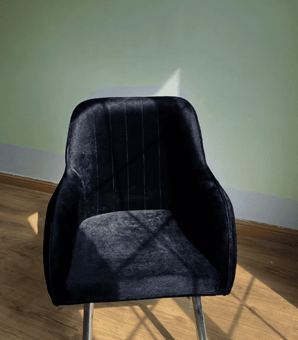 Stella-Accent-Chair-Royal-Thrones